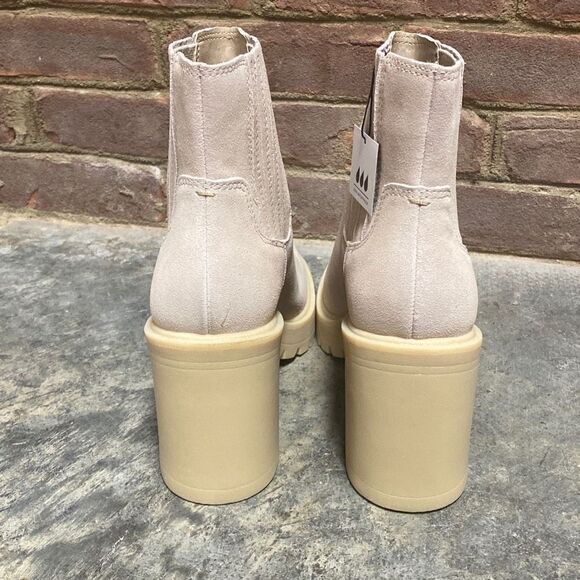 Dolce Vita Caster H2O Dune Booties Size 10 NIB - Picture 5 of 10